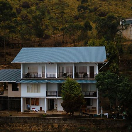 Rock And Mist Munnar Bed & Breakfast Devikolam Exterior photo
