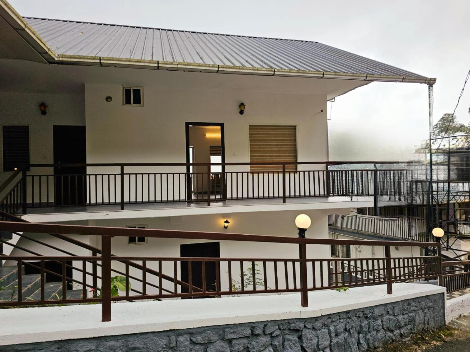 Rock And Mist Munnar Bed & Breakfast Devikolam Exterior photo
