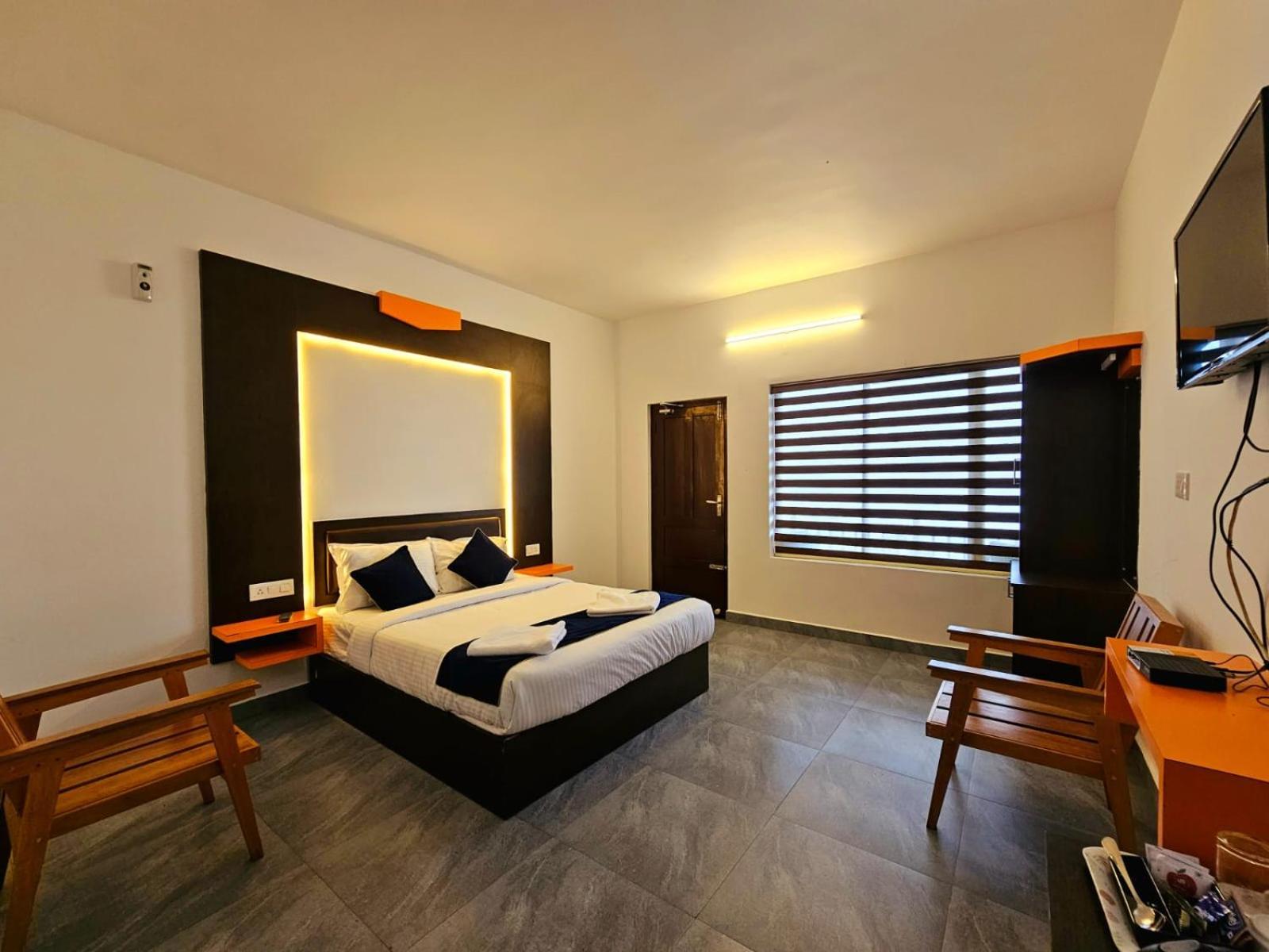 Rock And Mist Munnar Bed & Breakfast Devikolam Exterior photo