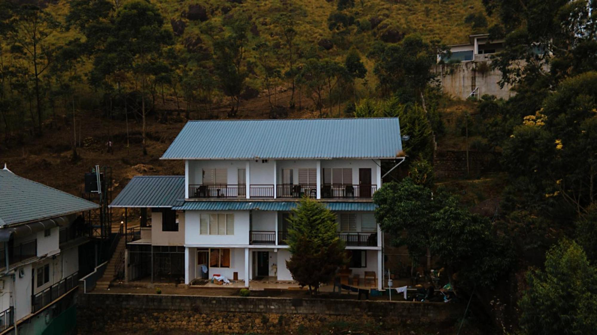 Rock And Mist Munnar Bed & Breakfast Devikolam Exterior photo
